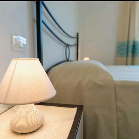 Il Girasole Bed & Breakfast Domus De Maria Dış mekan fotoğraf