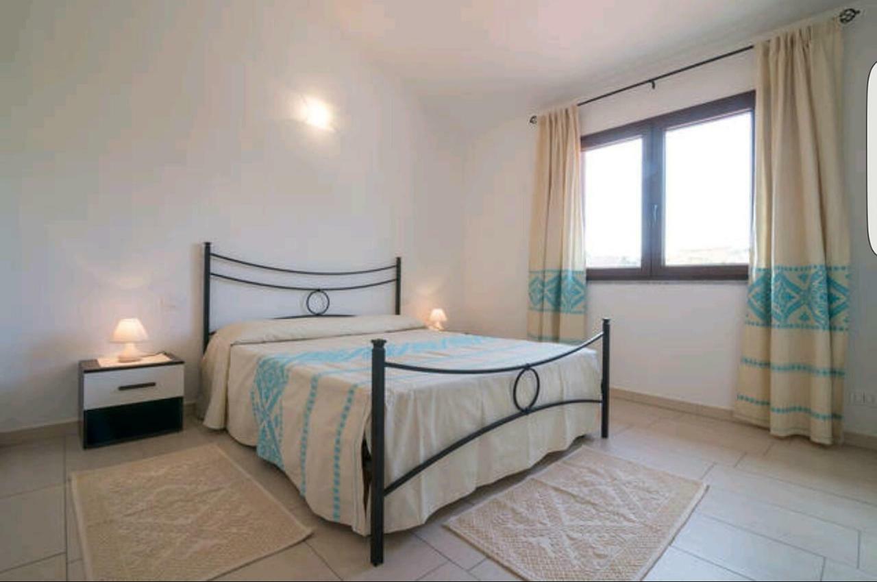 Il Girasole Bed & Breakfast Domus De Maria Dış mekan fotoğraf