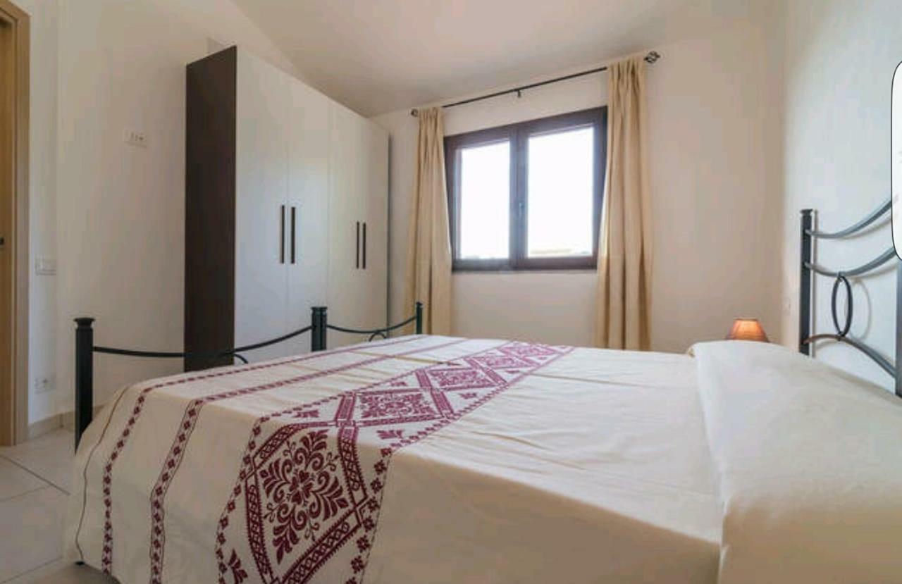 Il Girasole Bed & Breakfast Domus De Maria Dış mekan fotoğraf