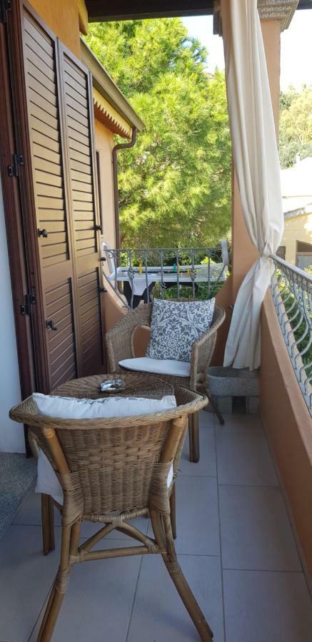 Il Girasole Bed & Breakfast Domus De Maria Dış mekan fotoğraf